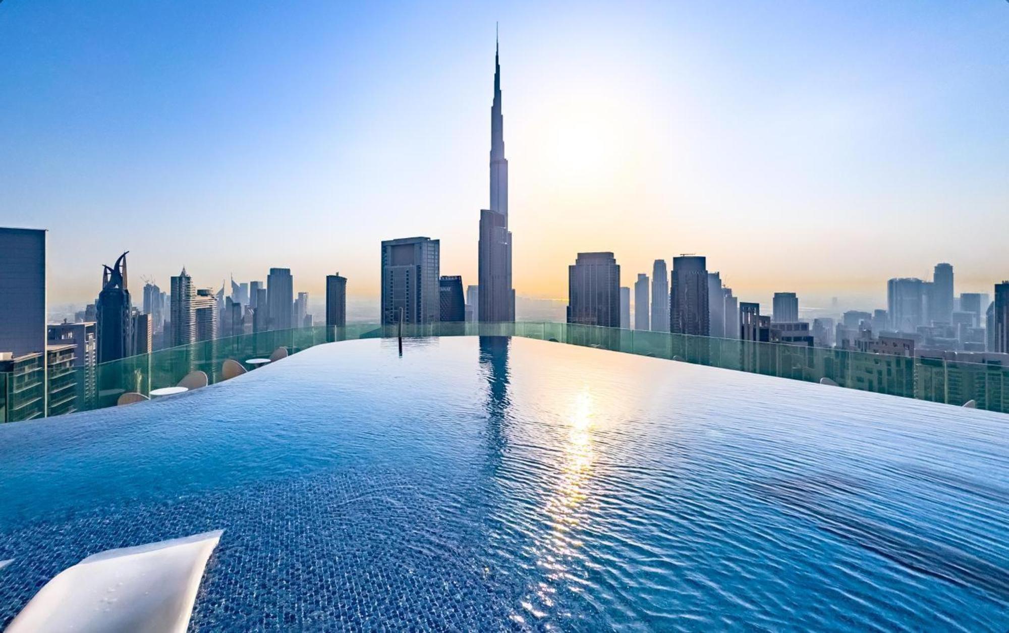 Paramount Tower Hotel And Residences With Infinity Sky Pool Dubai Eksteriør bilde